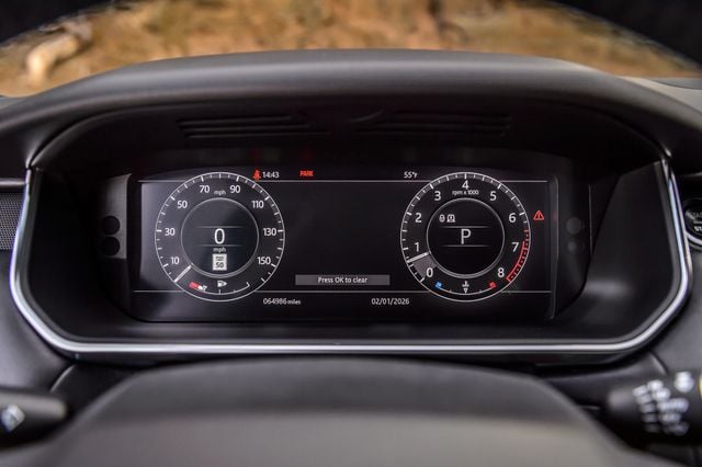 2018 Land Rover Range Rover Sport RANGE ROVER SPORT HSE - NAV - PANO ROOF - BACKUP CAM - GORGEOUS - 22952618 - 17
