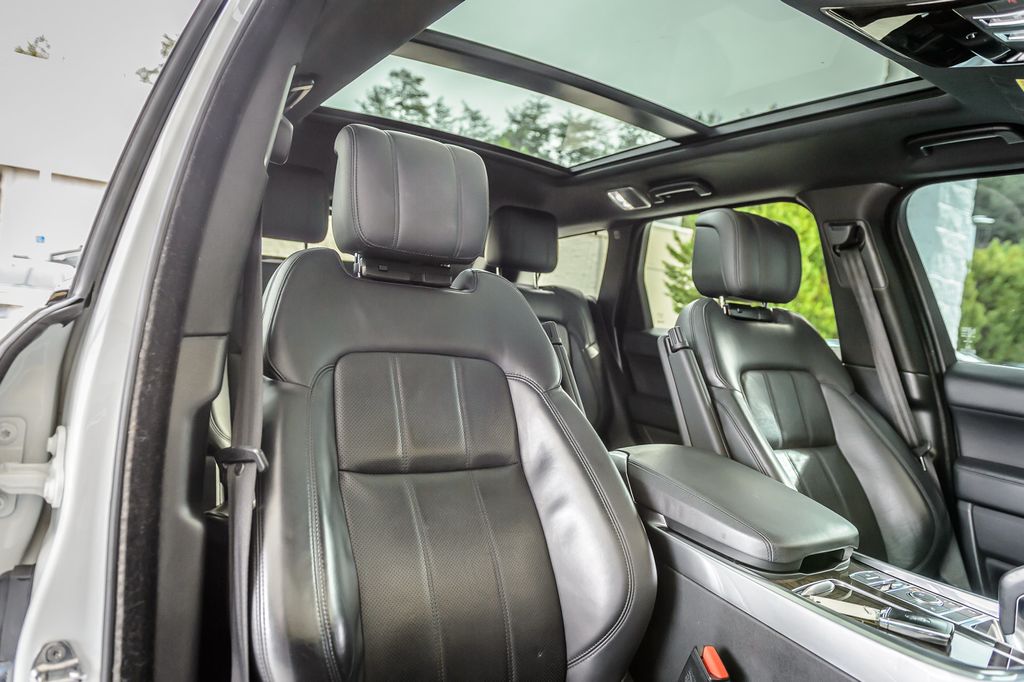 2018 Land Rover Range Rover Sport RANGE ROVER SPORT HSE - NAV - PANO ROOF - BACKUP CAM - GORGEOUS - 22952618 - 41
