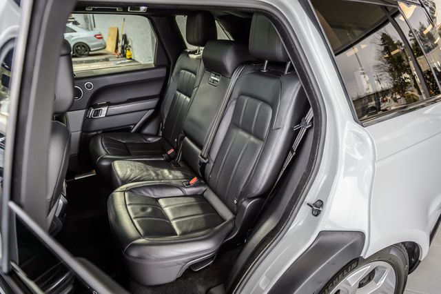 2018 Land Rover Range Rover Sport RANGE ROVER SPORT HSE - NAV - PANO ROOF - BACKUP CAM - GORGEOUS - 22952618 - 47