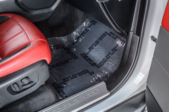 2018 Land Rover Range Rover Sport RANGE ROVER SPORT SUPERCHARGED DYNAMIC WHITE ON RED LEATHER - 22936774 - 46