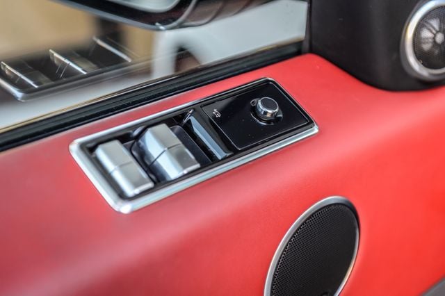 2018 Land Rover Range Rover Sport RANGE ROVER SPORT SUPERCHARGED DYNAMIC WHITE ON RED LEATHER - 22936774 - 49