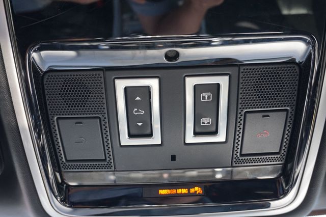 2018 Land Rover Range Rover Sport SPORT, V8 SUPERCHARGED, PREMIUM WHEELS, MOON ROOF, LEATHER SEATS - 23030731 - 44