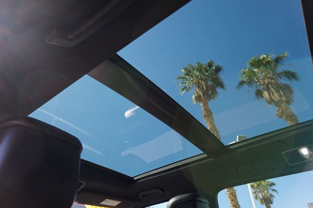 2018 Land Rover Range Rover Sport SUPERCHARGED, 4X4, LOW MILEAGE, PREMIUM WHEELS, PANO MOON ROOF - 23099578 - 51