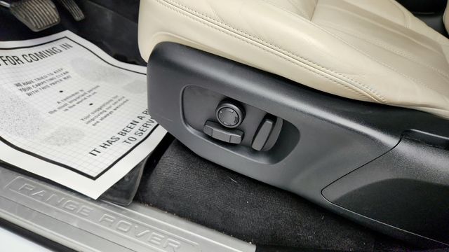 2018 Land Rover Range Rover Sport V6 Supercharged HSE - 22942037 - 11