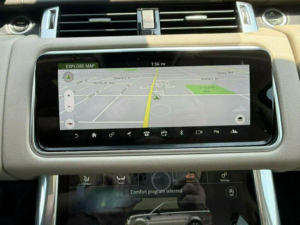 2018 Land Rover Range Rover Sport SuperCharged HSE photo 3