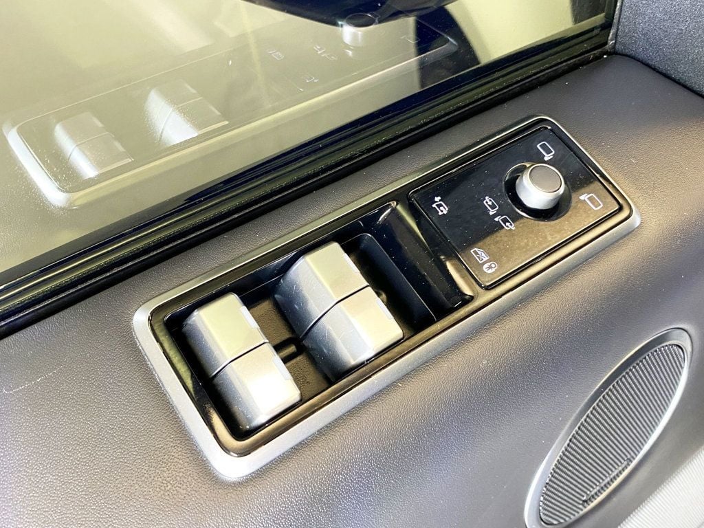 2018 Land Rover Range Rover Sport SuperCharged photo 21