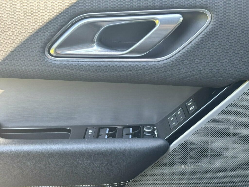 2018 Land Rover Range Rover Velar 2018 Land Rover Range Rover Velar P380 R-Dynamic SE - 23068593 - 42