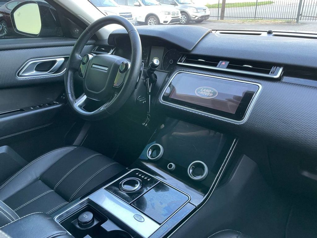 2018 Land Rover Range Rover Velar S photo 12