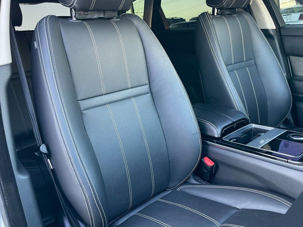 2018 Land Rover Range Rover Velar S photo 14