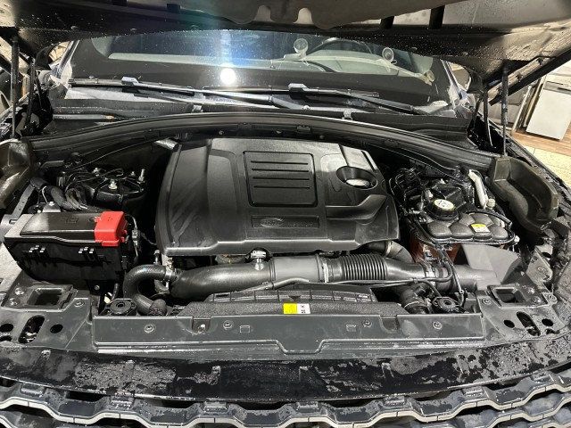 2018 Land Rover Range Rover Velar P250 R-Dynamic SE - 22667595 - 23