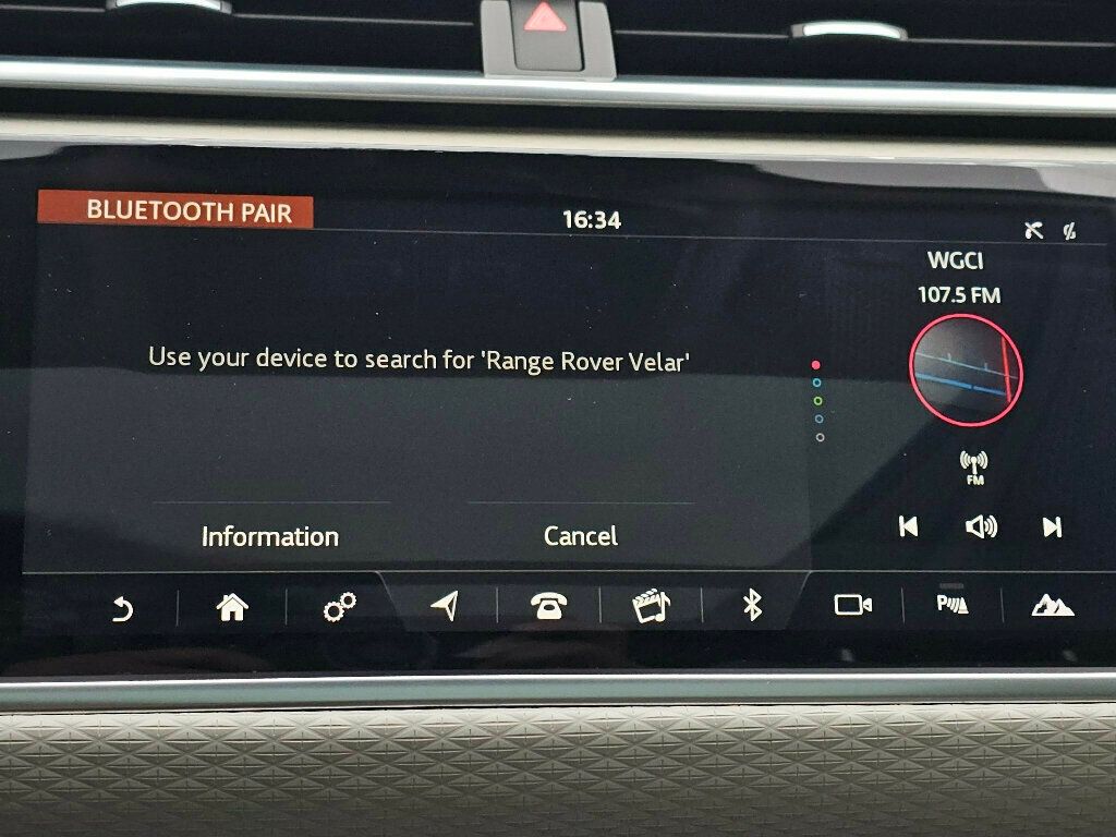 2018 Land Rover Range Rover Velar P250 R-Dynamic SE - 22978345 - 25