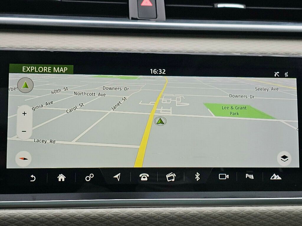 2018 Land Rover Range Rover Velar P250 R-Dynamic SE - 22978345 - 2