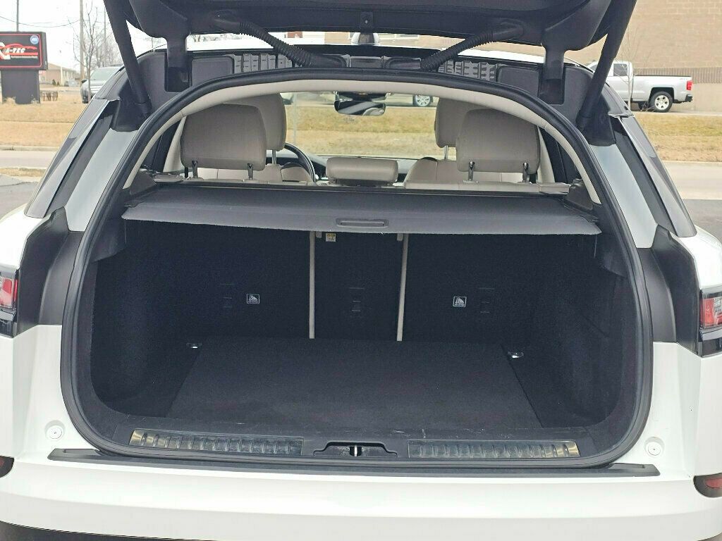 2018 Land Rover Range Rover Velar P250 R-Dynamic SE - 22978345 - 40