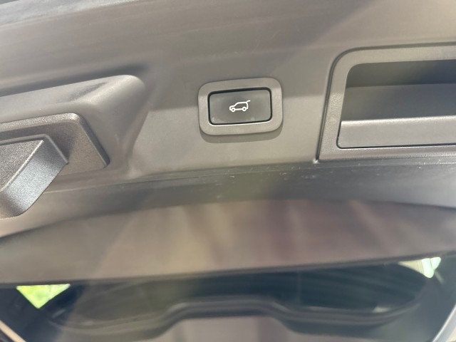 2018 Land Rover Range Rover Velar P250 S - 22916041 - 27