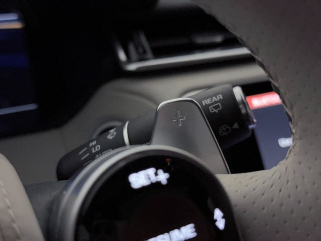 2018 Land Rover Range Rover Velar R-Dynamic HSE - 22944130 - 37