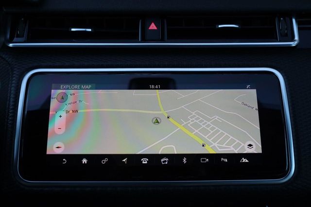 2018 Land Rover Range Rover Velar R-Dynamic SE - 23093857 - 41