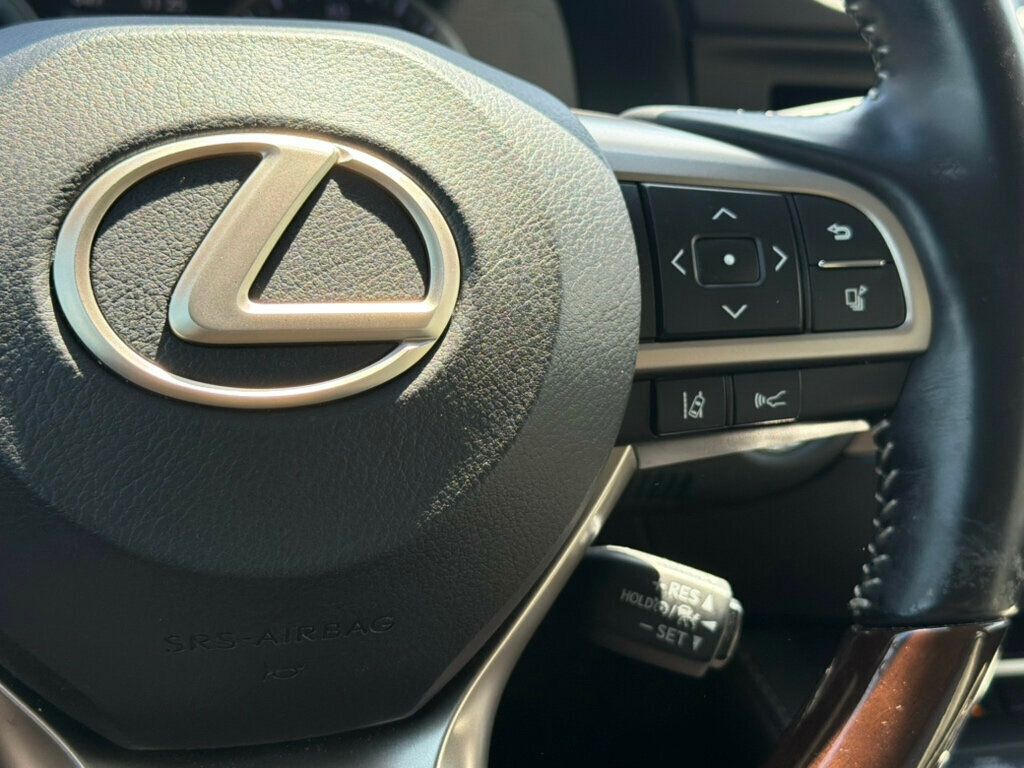 2018 Lexus ES ES 300h FWD - 23033347 - 31