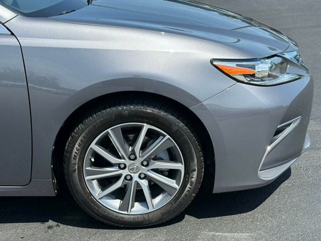 2018 Lexus ES ES 300h FWD - 23033347 - 46