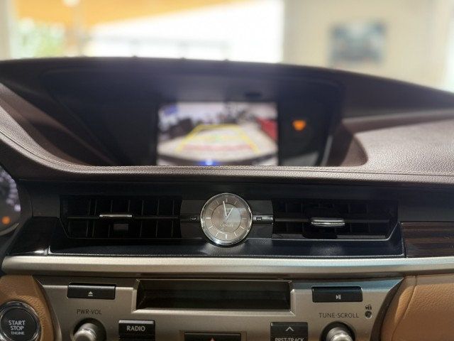 2018 Lexus ES 350 photo 18