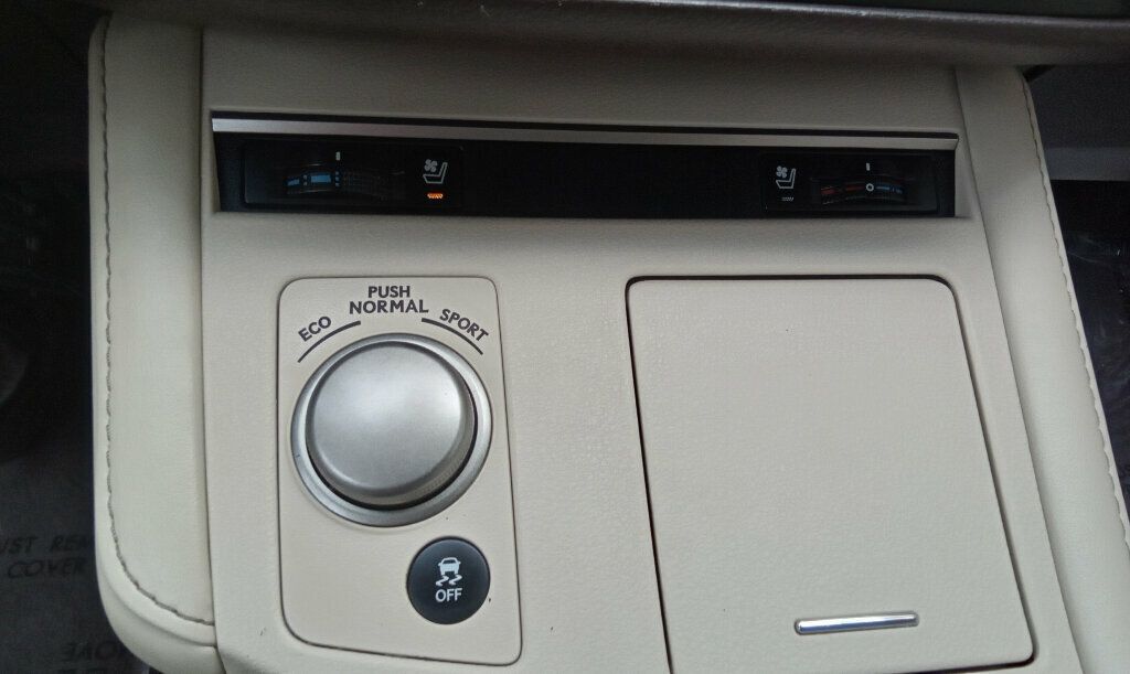 2018 Lexus ES 350 photo 23