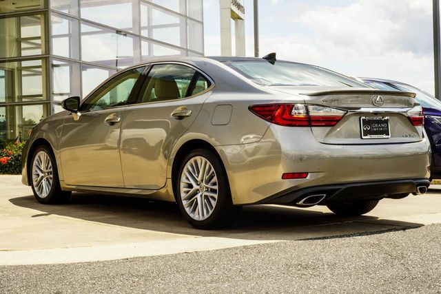 2018 Lexus ES ES 350 FWD - 23028553 - 9