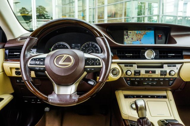 2018 Lexus ES ES 350 FWD - 23028553 - 16
