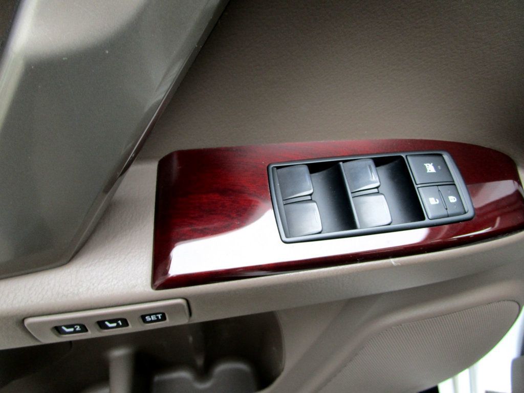 2018 Lexus GX GX 460 4WD - 23066438 - 32