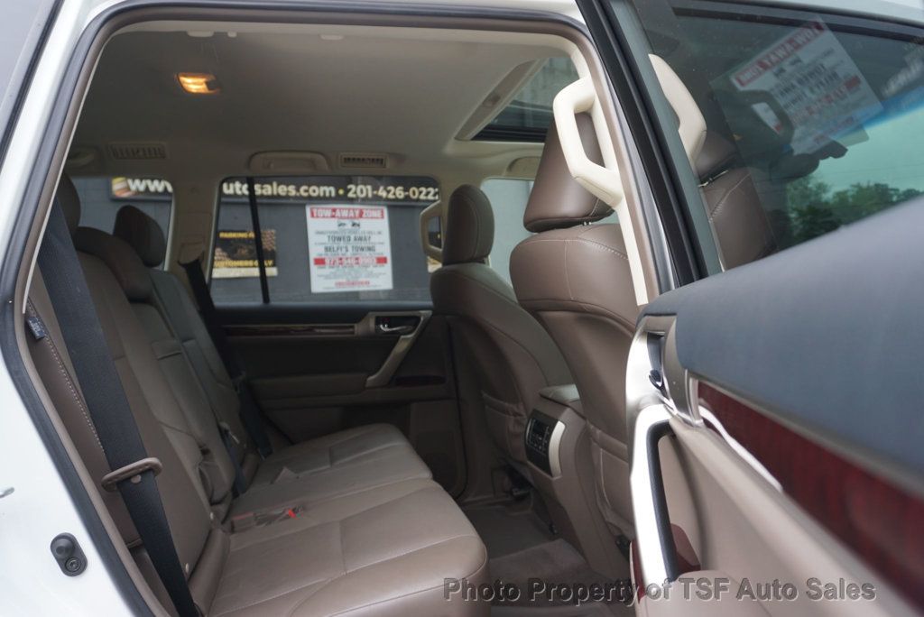 2018 Lexus GX 460 photo 16