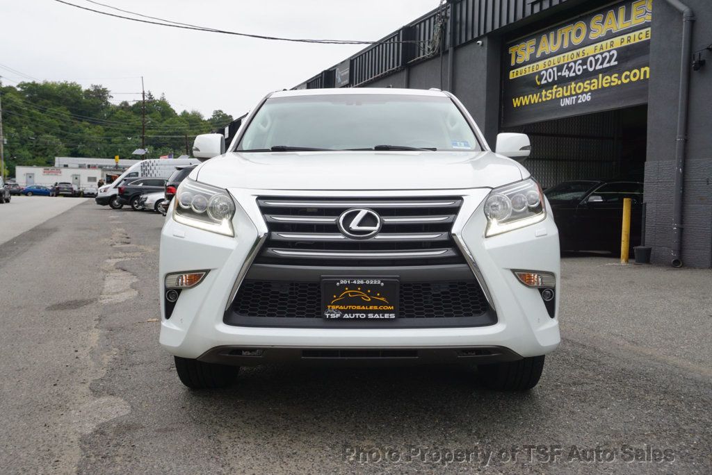 2018 Lexus GX 460 photo 2
