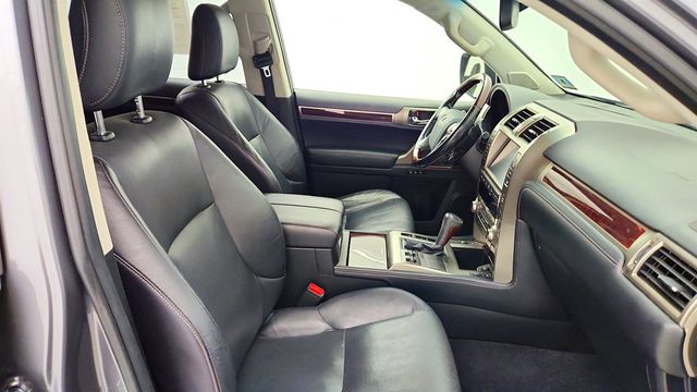 2018 Lexus GX GX 460 4WD w/ Premium Pkg & Blind Spot Monitor - 23041097 - 25