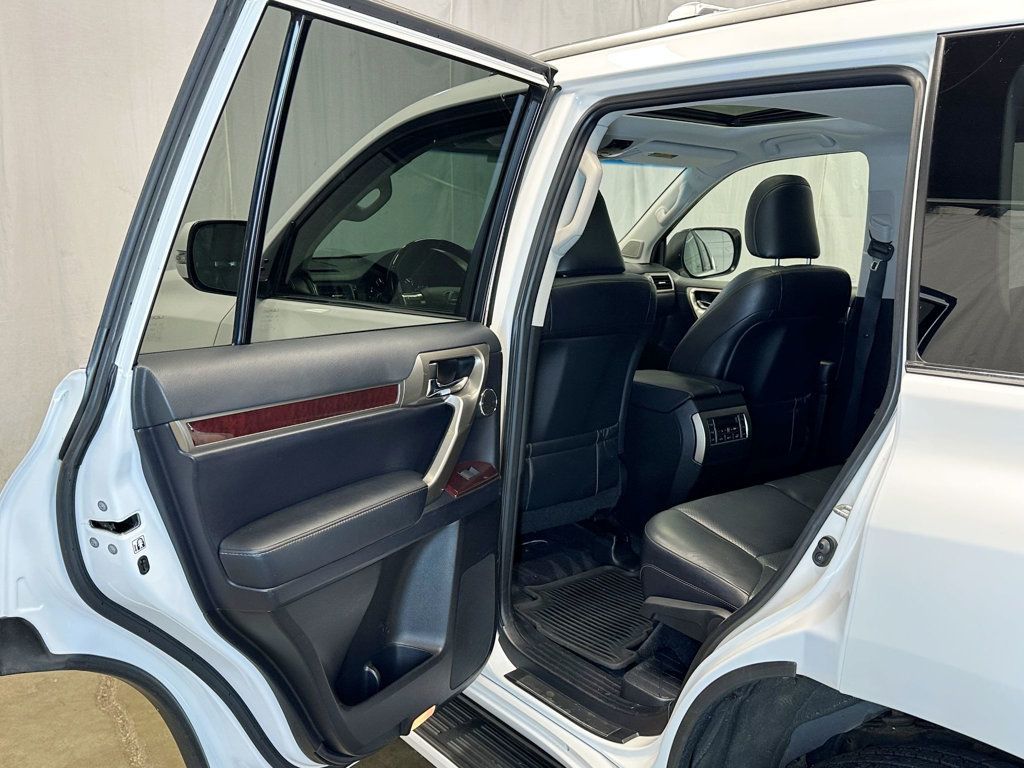 2018 Lexus GX GX 460 Luxury 4WD - 23067905 - 38