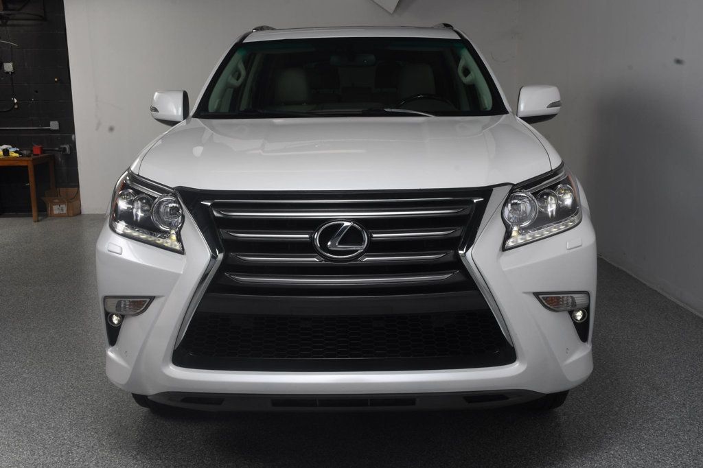 Lexus GX photo 18