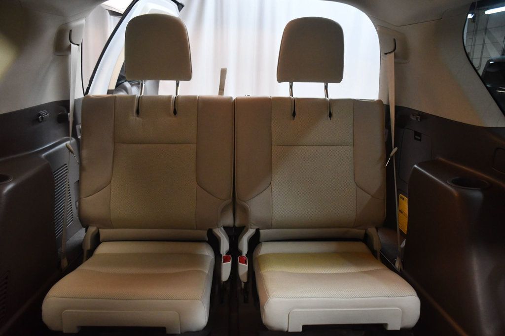 Lexus GX photo 39