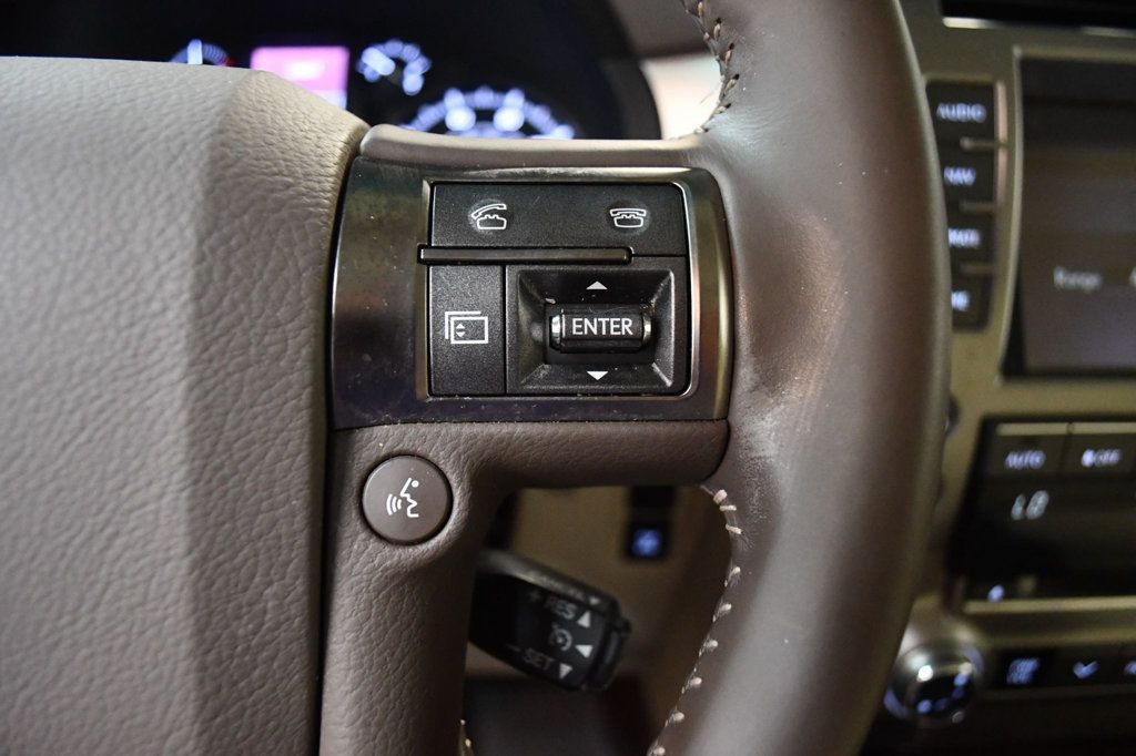 Lexus GX photo 44