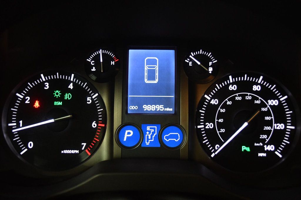 Lexus GX photo 45