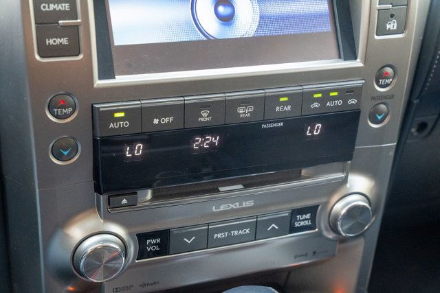 2018 Lexus GX PremiumPkg/2ndRowCaptains/SportDesignPkg/Heated&CooledSeats - 23036159 - 30