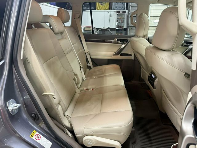 2018 Lexus GX Premium Pkg/Heated&Cooled Seats/Blind Spot Monitor/Rear Camera - 23092967 - 26