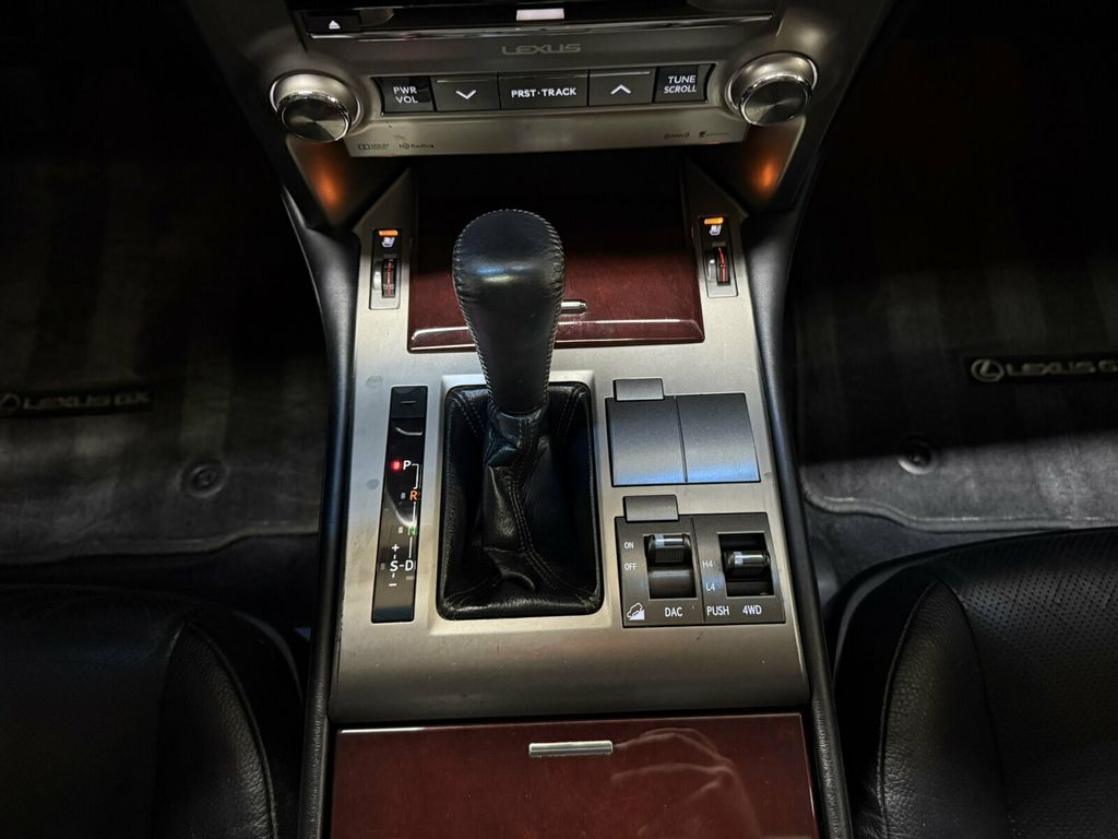 2018 Lexus GX Premium Pkg/Heated&Cooled Seats/Blind Spot Monitor/Rear Camera - 23098637 - 13