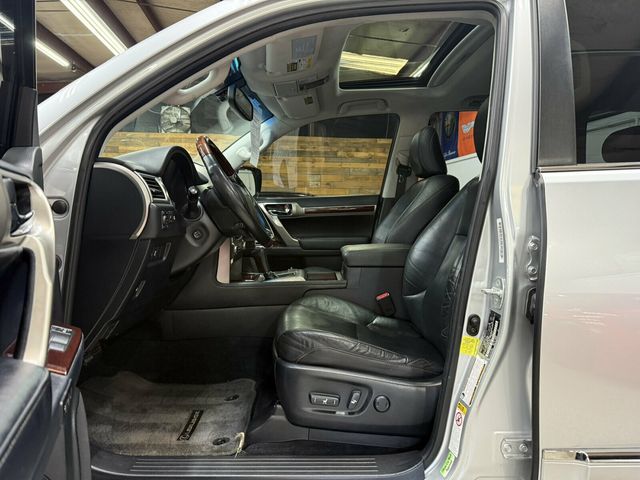 2018 Lexus GX Premium Pkg/Heated&Cooled Seats/Blind Spot Monitor/Rear Camera - 23098637 - 18