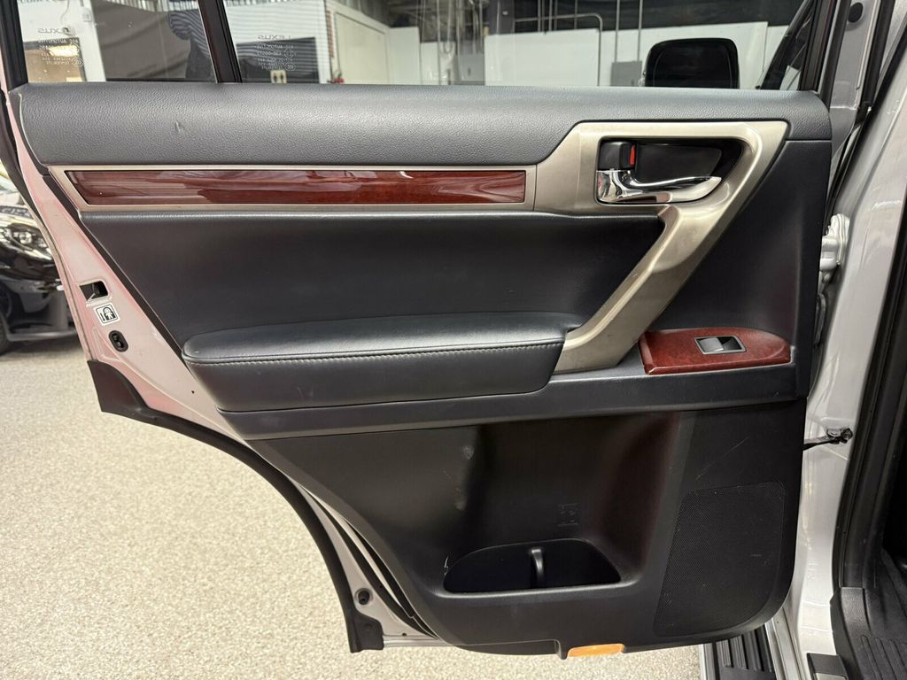 2018 Lexus GX Premium Pkg/Heated&Cooled Seats/Blind Spot Monitor/Rear Camera - 23098637 - 20