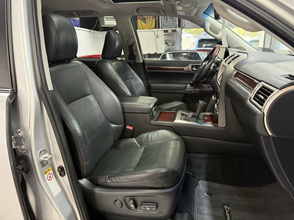 2018 Lexus GX Premium Pkg/Heated&Cooled Seats/Blind Spot Monitor/Rear Camera - 23098637 - 31