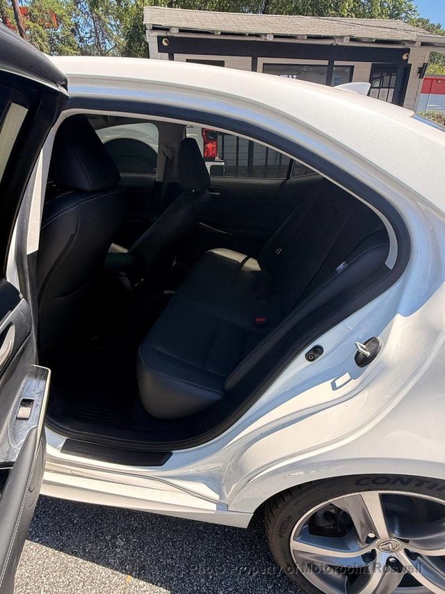 2018 Lexus IS IS 300 AWD - 23037536 - 1