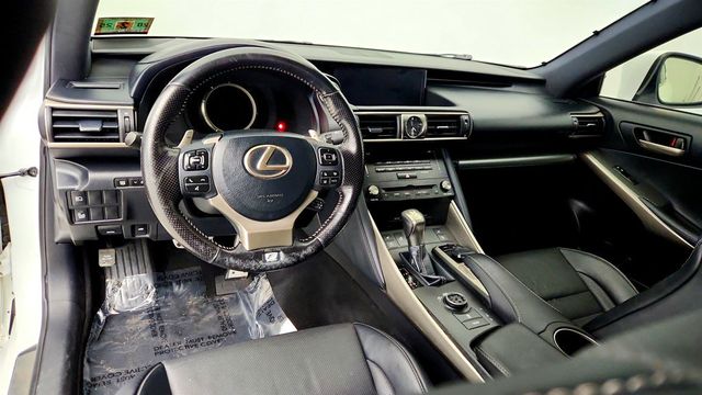 2018 Lexus IS IS 300 F SPORT AWD w/ 10.3'' Navigation - 23002323 - 12