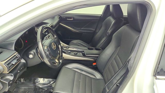 2018 Lexus IS IS 300 F SPORT AWD w/ 10.3'' Navigation - 23002323 - 19