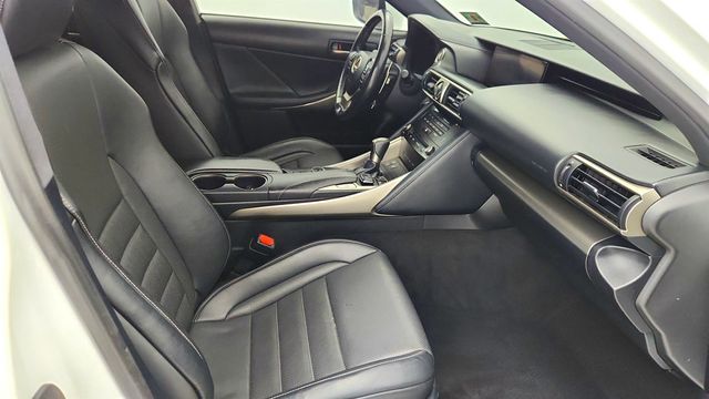 2018 Lexus IS IS 300 F SPORT AWD w/ 10.3'' Navigation - 23002323 - 23