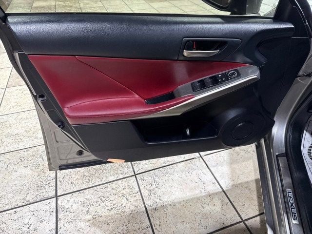 2018 Lexus IS IS 300 F Sport RWD - 22927019 - 19