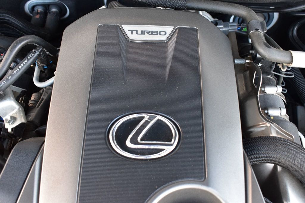 2018 Lexus IS IS 300 RWD - 22933935 - 10
