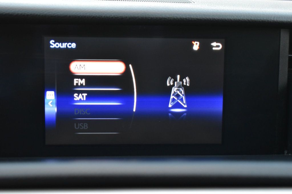 2018 Lexus IS IS 300 RWD - 22933935 - 36