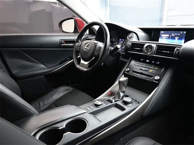 2018 Lexus IS IS 300 RWD - 22927421 - 17