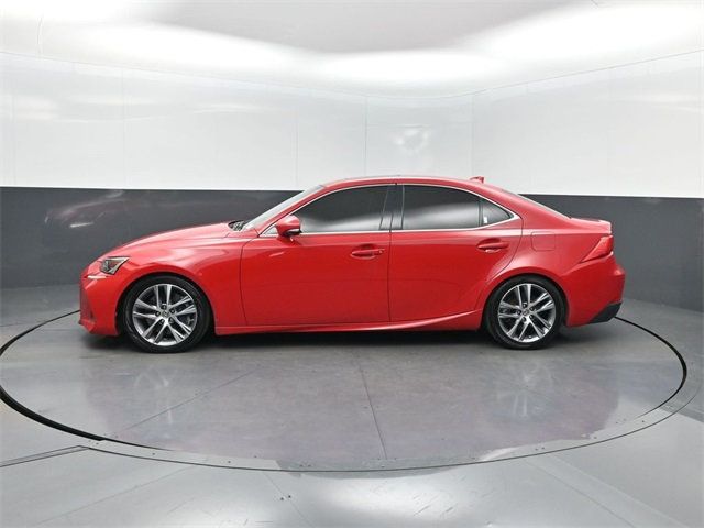 2018 Lexus IS 300 photo 2